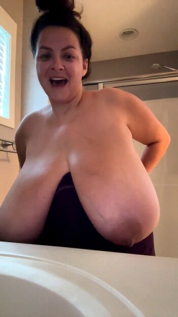 Alaura grey image