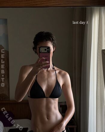 aleandrafrerk / ale4ndra