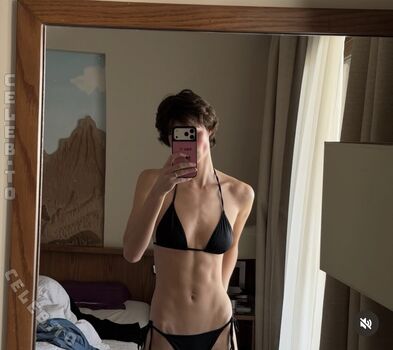 aleandrafrerk / ale4ndra