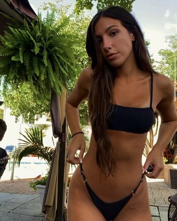 Alecasiraro image