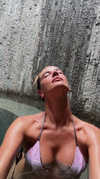 Alessandra ambrosio 1 image