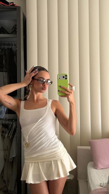 Alessia lanza image