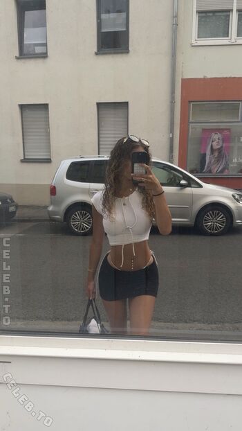 Alessiasxr page 2 image