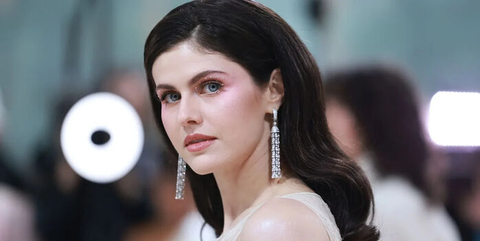 Alex daddario image