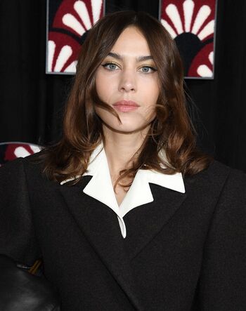 Alexa Chung