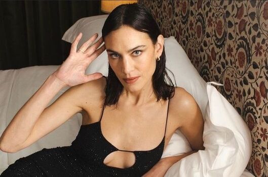 Alexa chung page 2 image