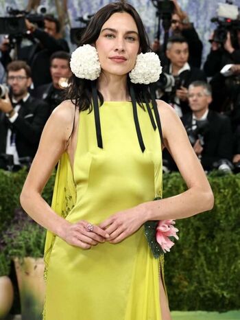 Alexa chung page 2 image
