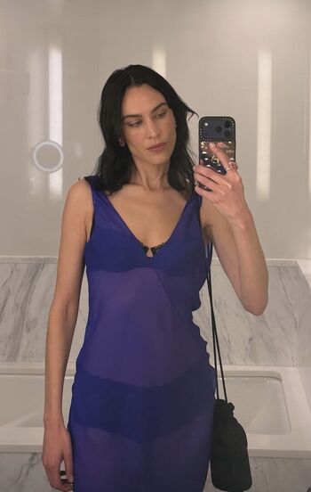 Alexa chung page 2 image
