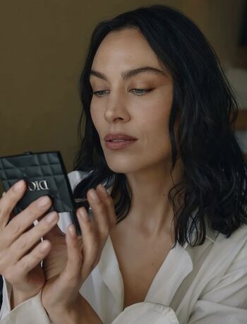 Alexa chung image