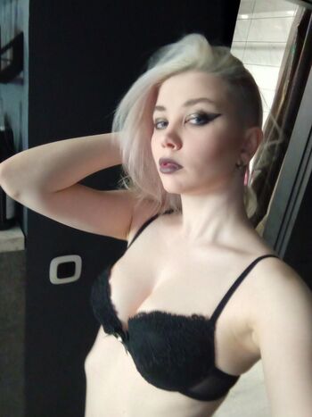 Alexandra bessonova 1 page 4 image