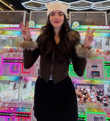 Alexandra botez 1 image