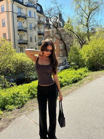 Alexandra carlsson image
