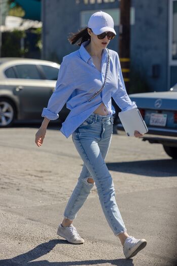 Alexandra daddario 1 image