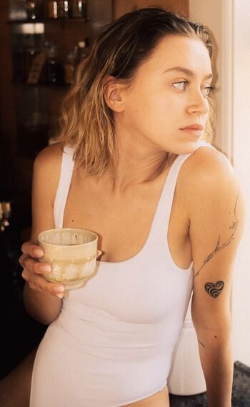 Alexandra pfeifer image