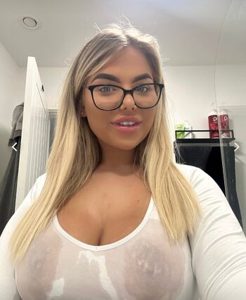 Alexiagray image