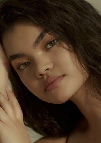 Alexis hoffman image