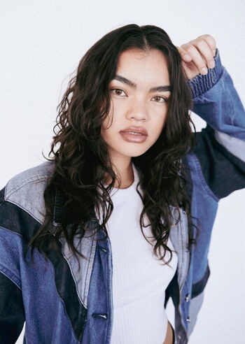 Alexis hoffman image