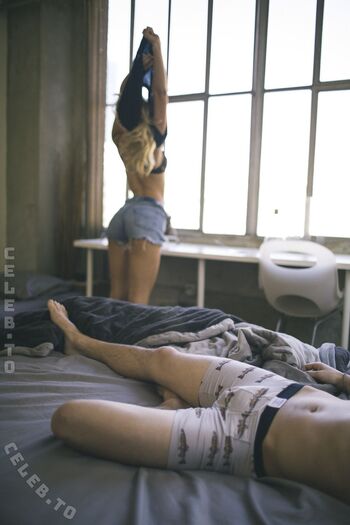Alexis ren 1 page 5 image