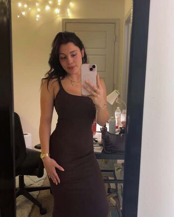 Alexis victoria diaz image