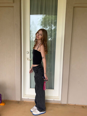 Alice in wonderland page 4 image