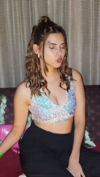 Alice kaushi image