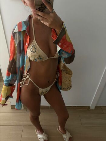 Alicia johnston page 2 image