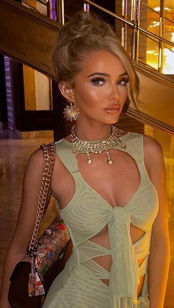 Alicia johnston image