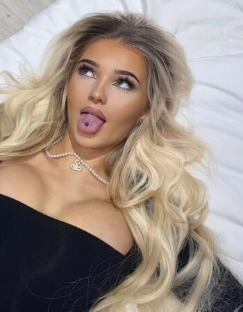 Alicia johnston image