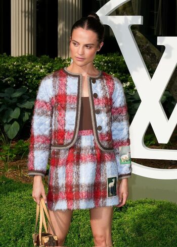 Alicia vikander page 2 image