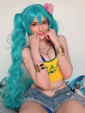 Alina becker 1 page 8 image