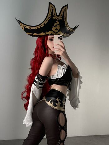 Alina becker 1 page 6 image