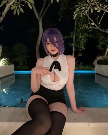 Alina becker 1 page 2 image