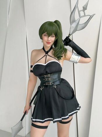 Alina becker 1 page 7 image