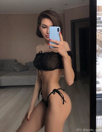 Alina lando image