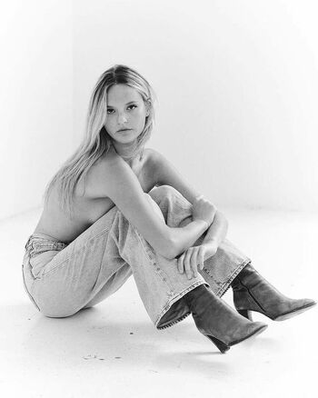 Alina rose armstrong image