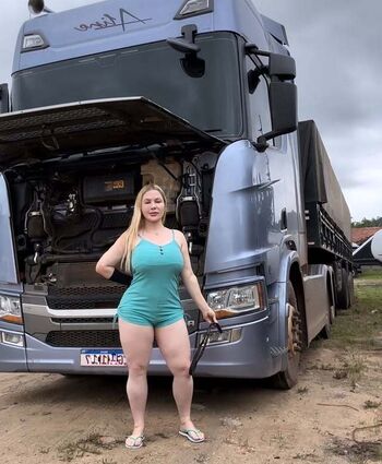 Aline Füchter Ouriques