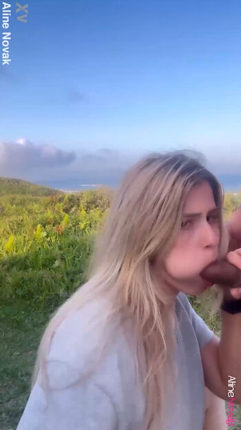 Aline novak alinenovak image