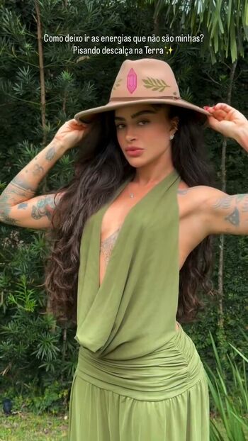 Aline riscado image