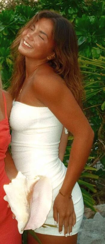 Alisson gonzalez page 2 image