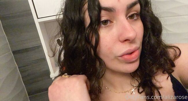 Aliza Rose