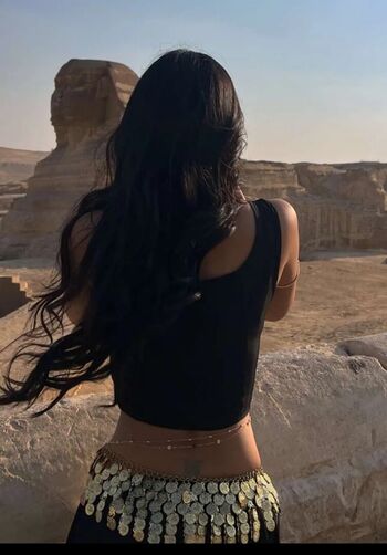 Aliza shan image