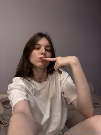 Aliza image