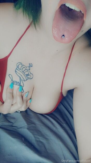 Allieluxx image
