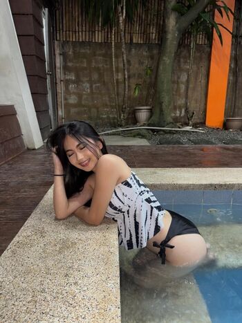 Allysa amogues image