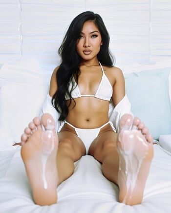 Alyanna joelle page 4 image