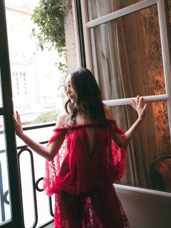 Alycia debnam carey image