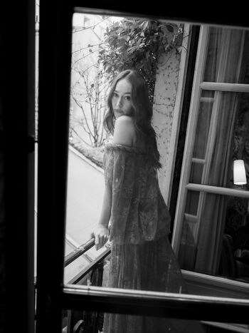 Alycia debnam carey image