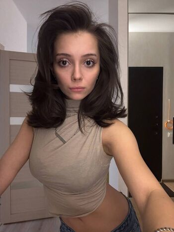 Alyona bobrova image