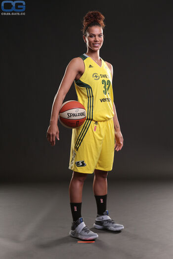 Alysha clark 1 image