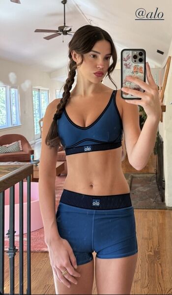 Alyssa collins image